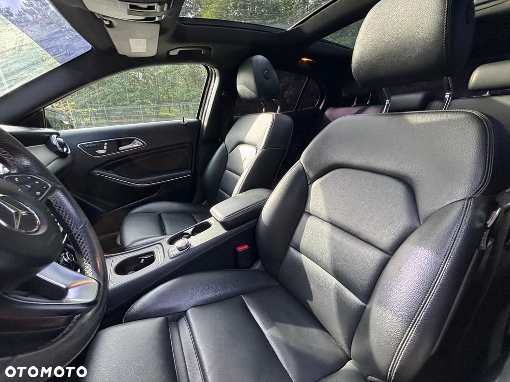 Mercedes-Benz GLA 250 4-Matic - 26