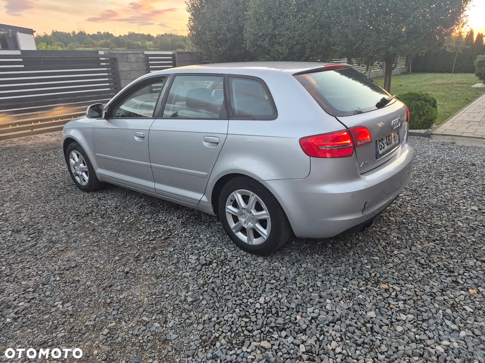 Audi A3 Sportback - 4