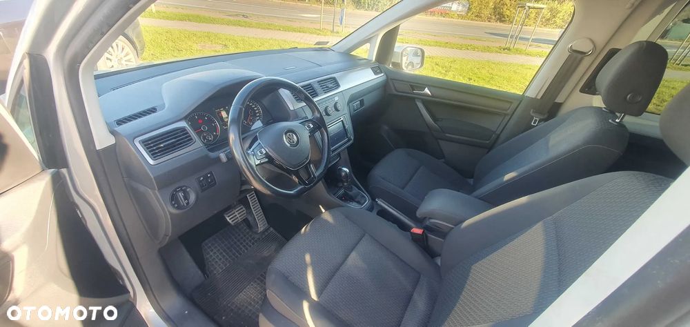 Volkswagen Caddy 2.0 TDI Trendline DSG - 11