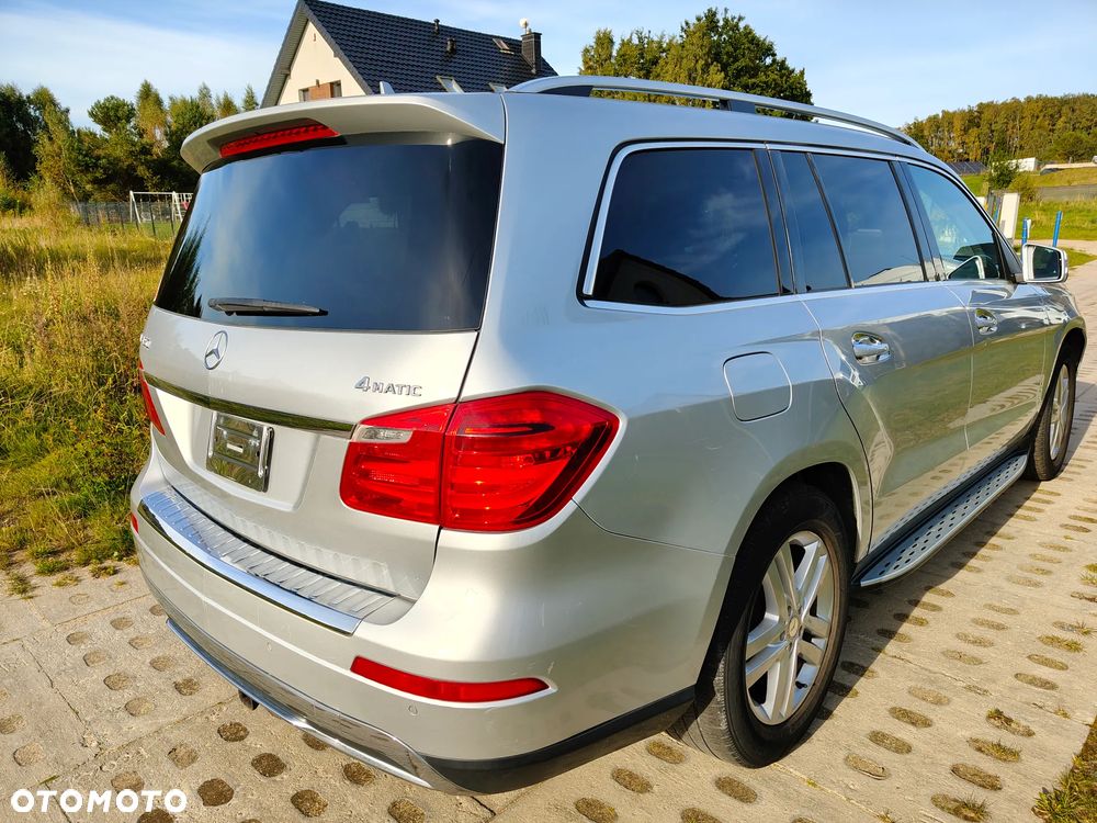 Mercedes-Benz GL - 4