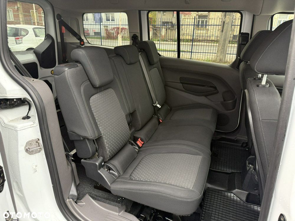 Ford Tourneo Connect 1.5 EcoBlue Start-Stop Titanium - 28