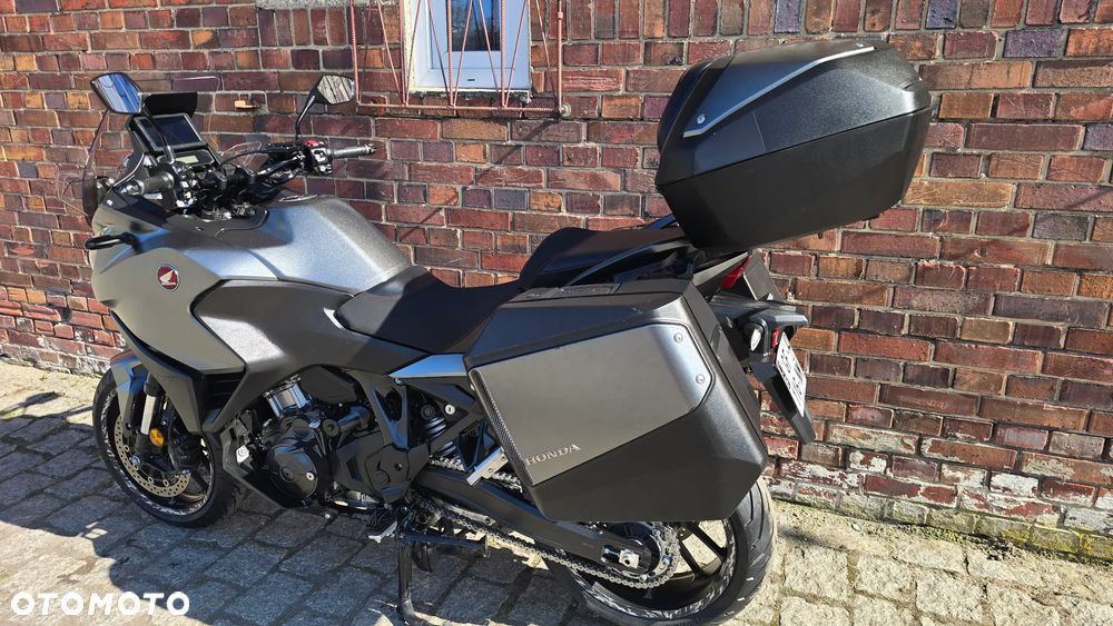 Honda NT - 15