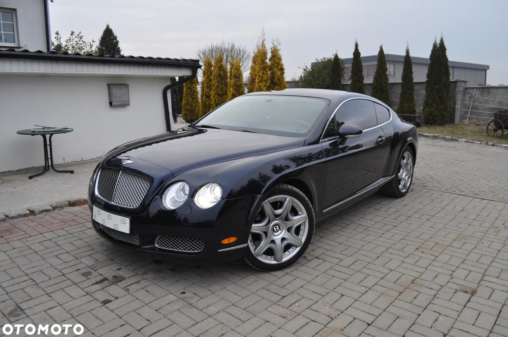 Bentley Continental GT Standard - 2