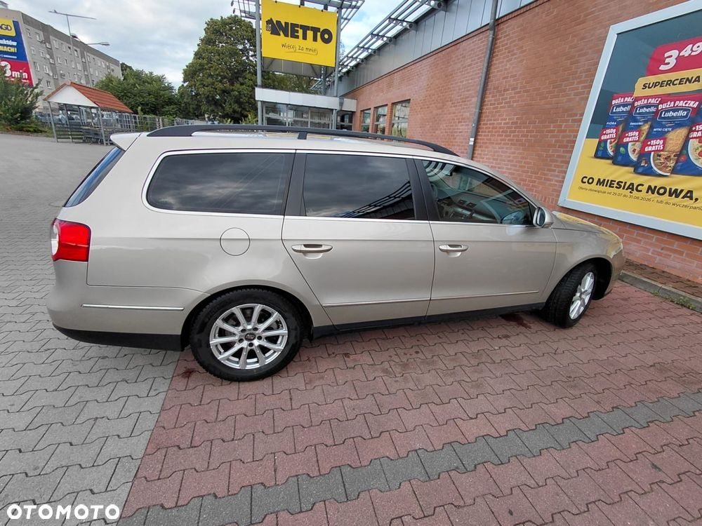 Volkswagen Passat 2.0 TDI DPF Trendline - 6