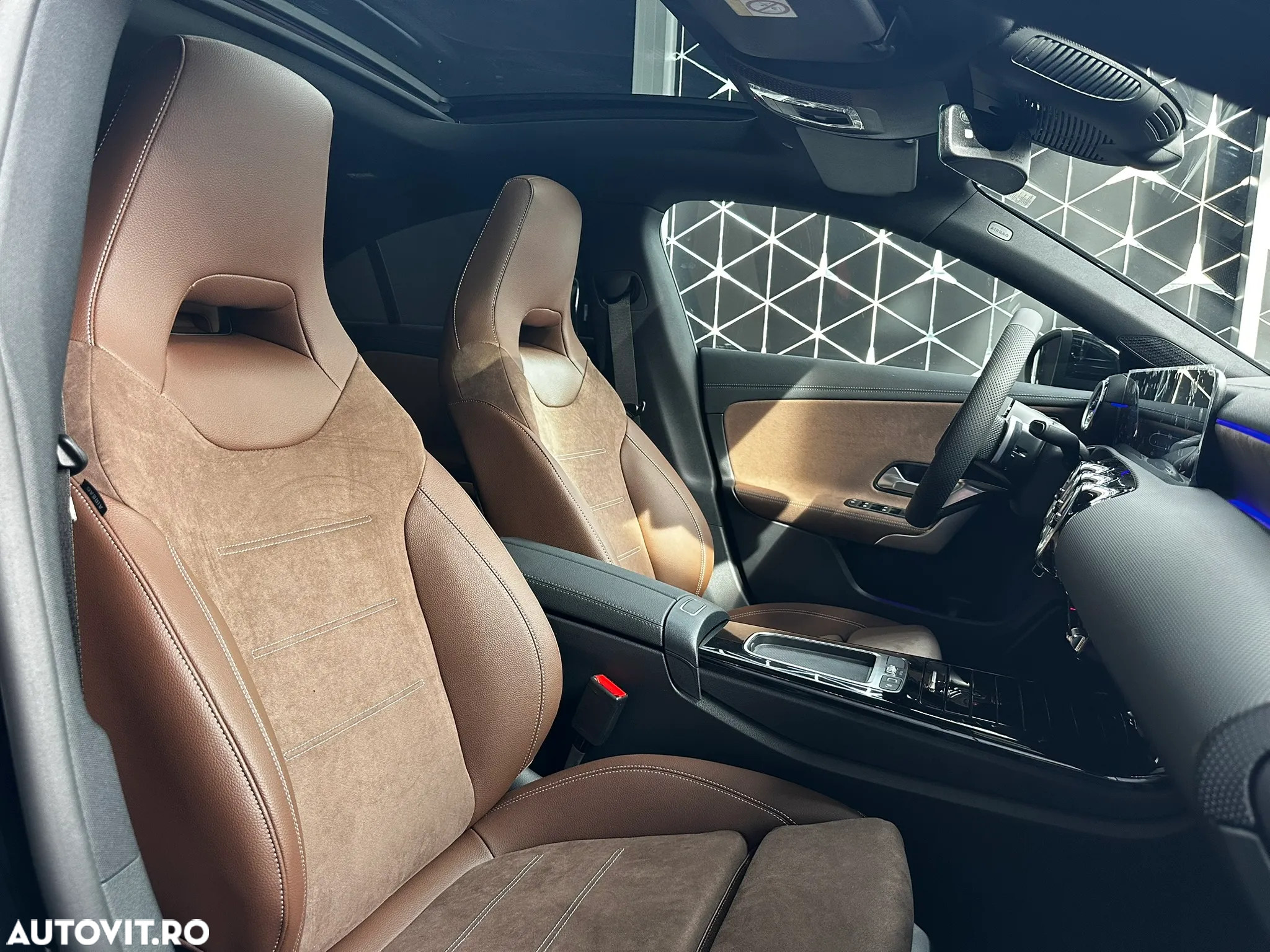 Mercedes-Benz CLA 220 MHEV 4MATIC Coupe - 13