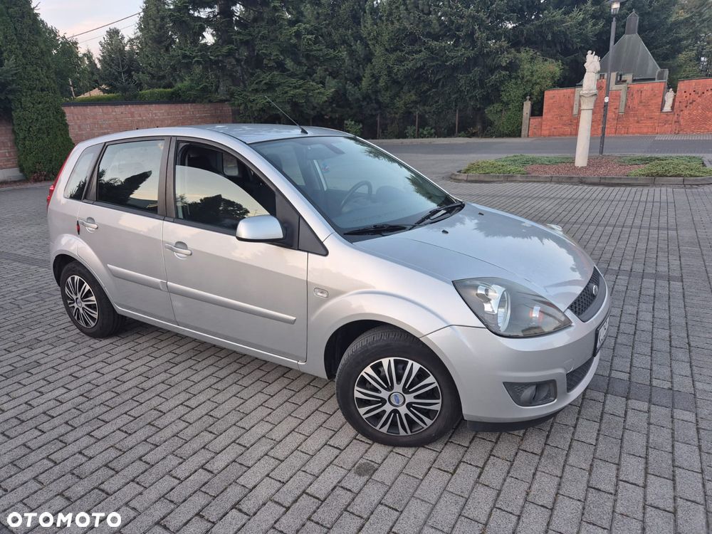 Ford Fiesta 1.4 Ghia - 1