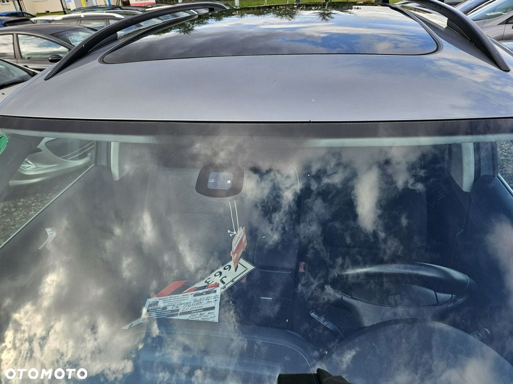 Volkswagen Tiguan - 27