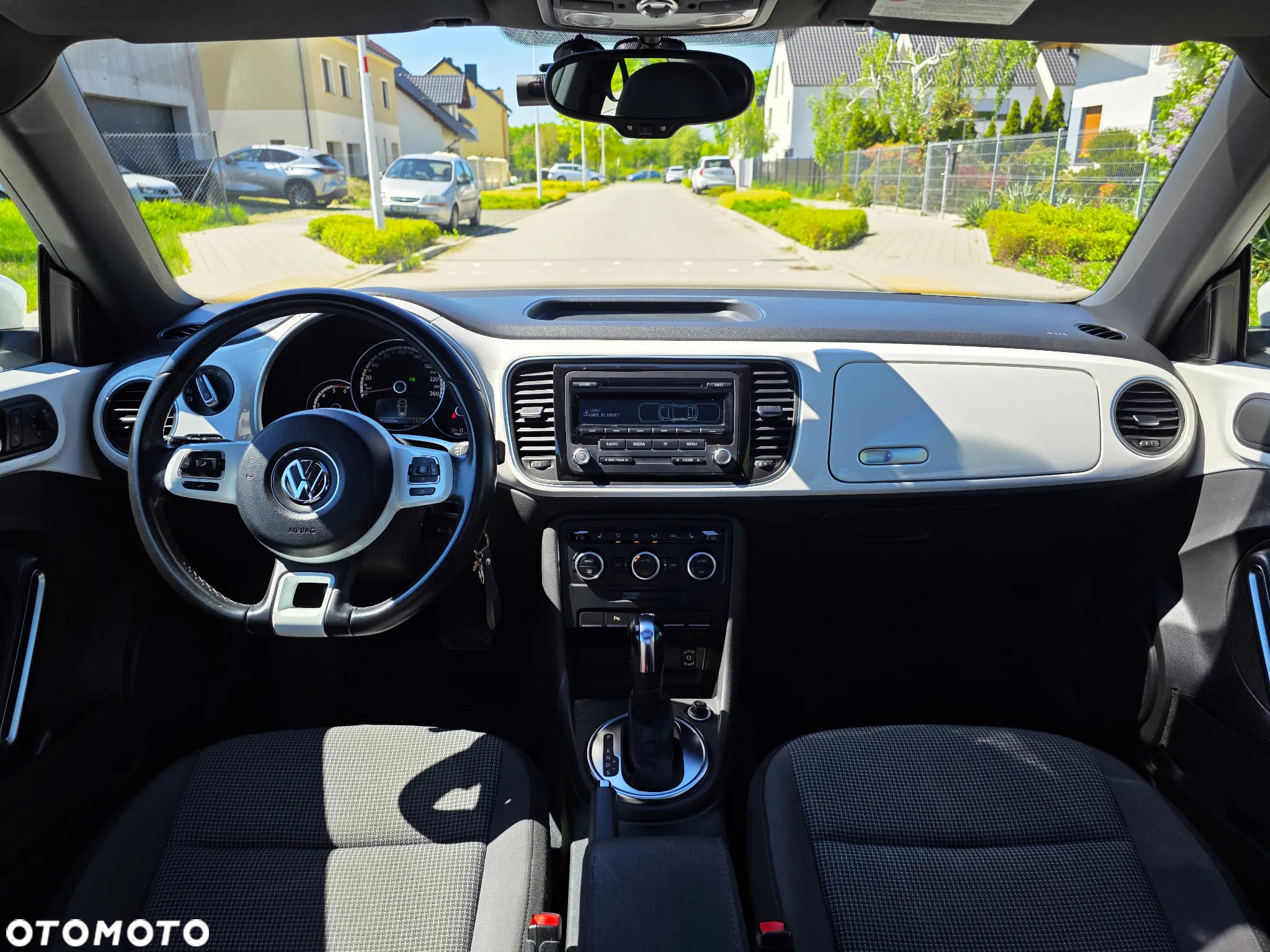 Volkswagen Beetle 2.0 TDI Design DSG - 10