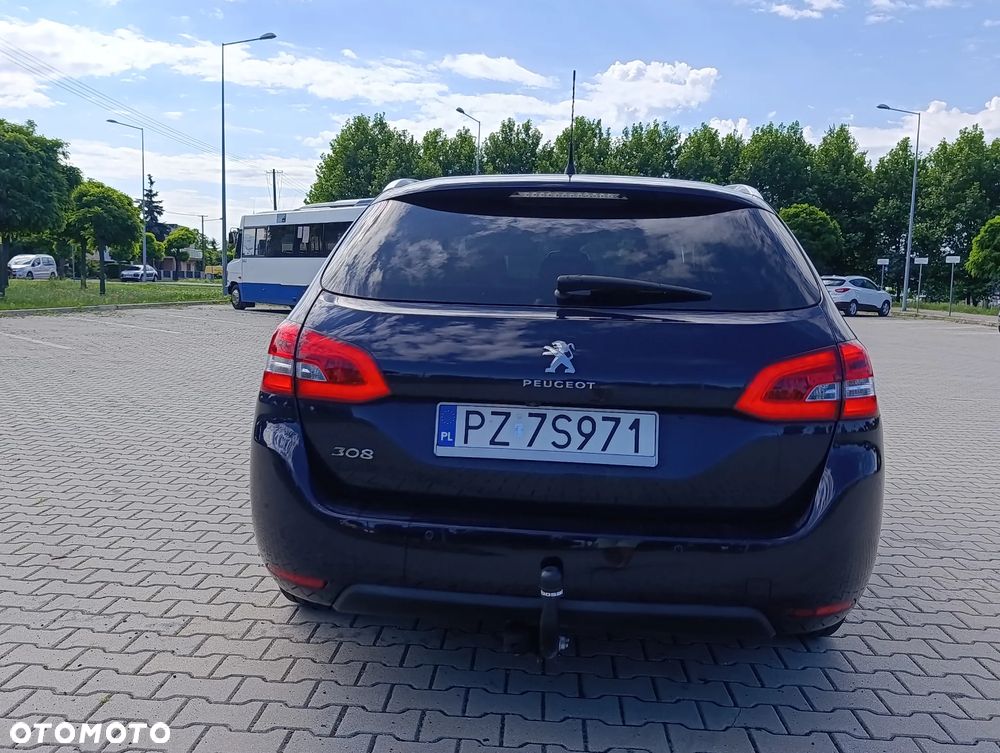 Peugeot 308 - 6