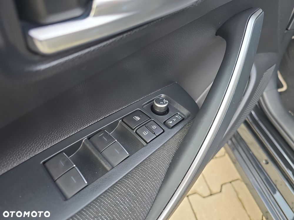 Toyota Corolla 1.8 Hybrid Style - 20