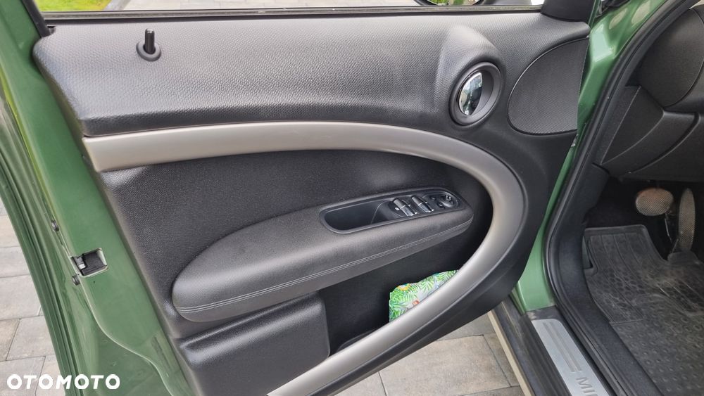 MINI Countryman Cooper D ALL4 EU6 - 25
