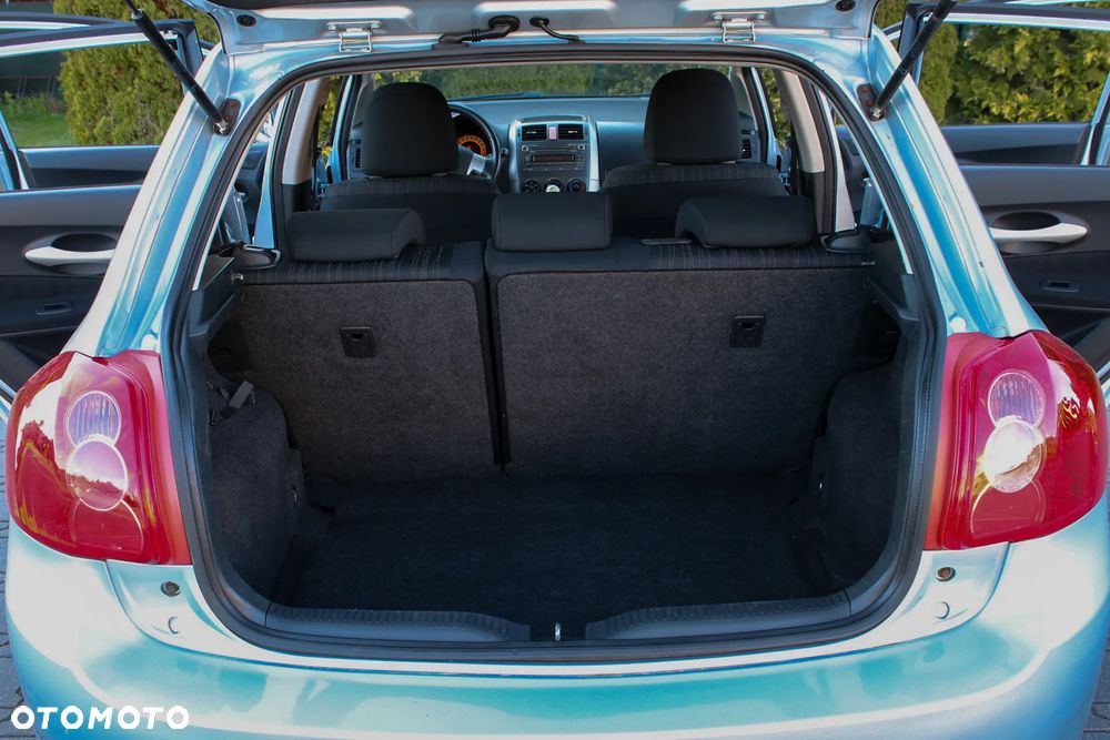 Toyota Auris 1.6 VVT-i Sol - 37