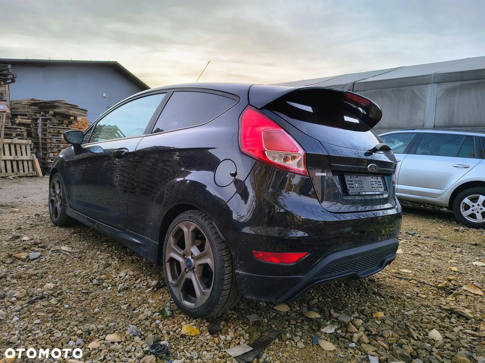 Ford Fiesta ST - 5