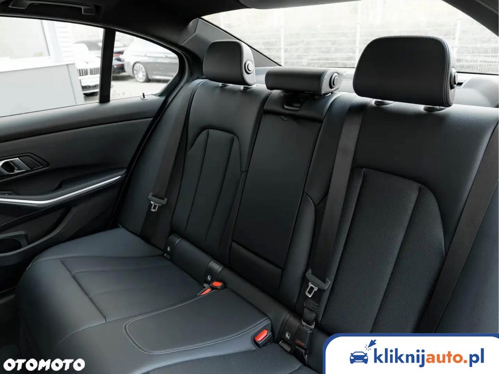 BMW Seria 3 320i xDrive M Sport sport - 8
