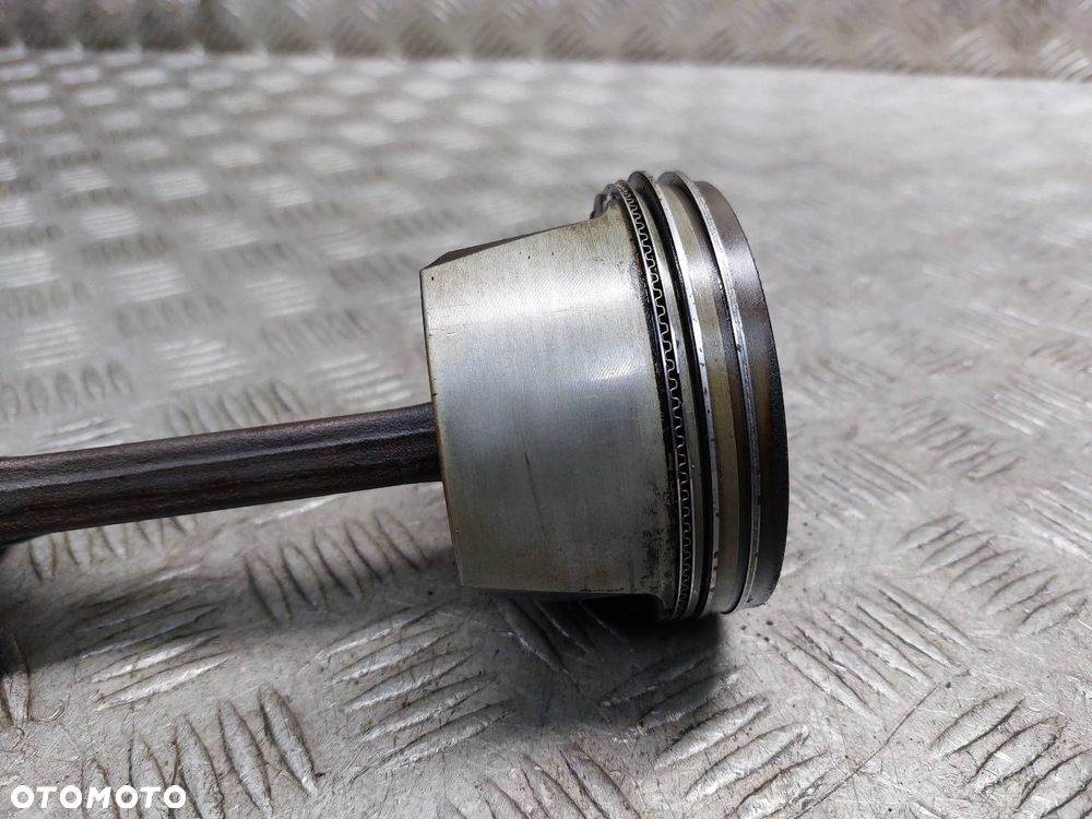TŁOK + KORBOWÓD CENA ZA KPL 4SZT SAAB 9-5 I 2.0 T - 2