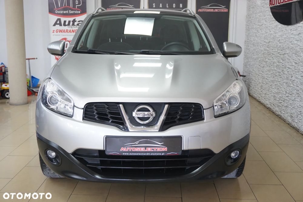 Nissan Qashqai - 2