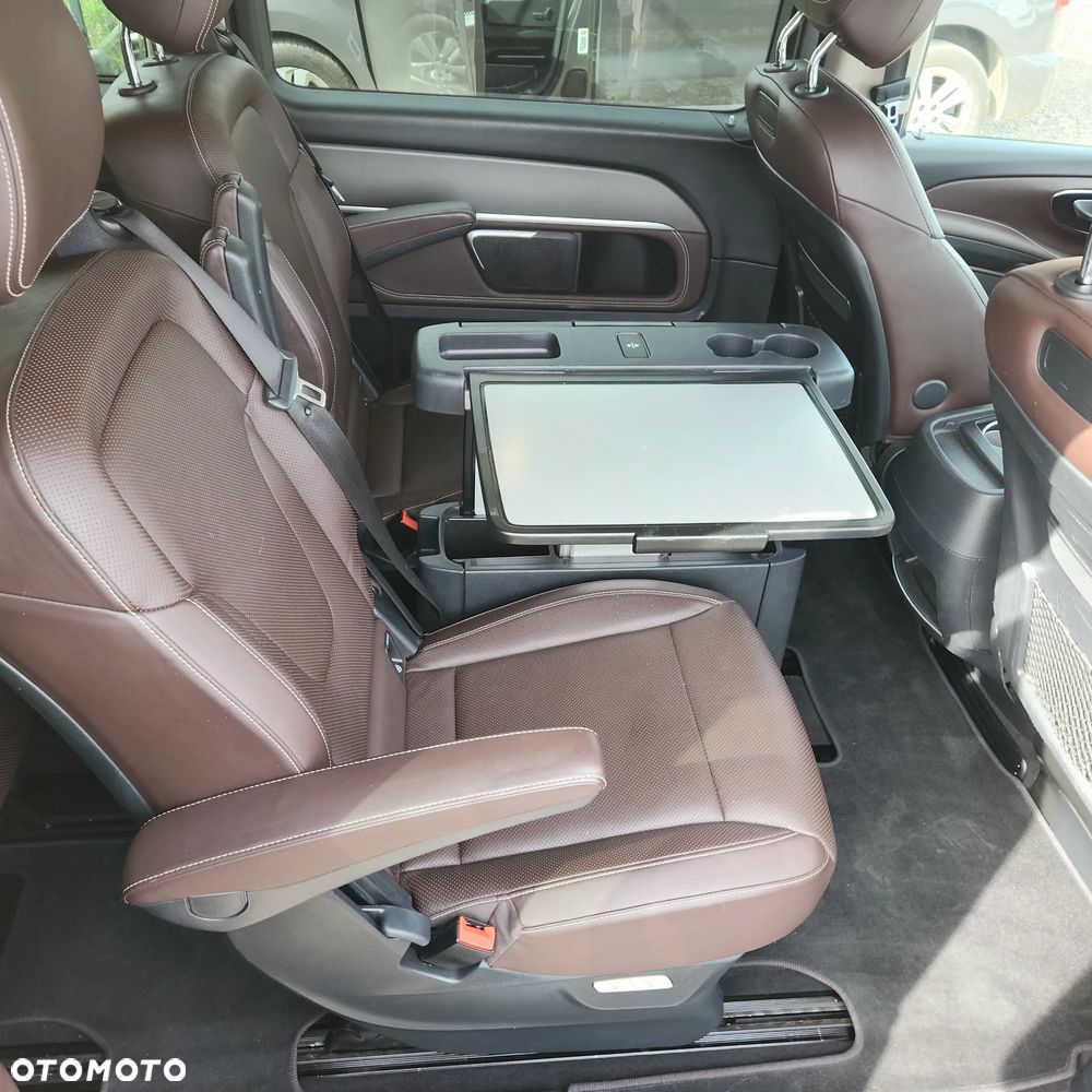 Mercedes-Benz Klasa V 250 d 4-Matic Avantgarde 7G-Tronic (d³ugi) - 24