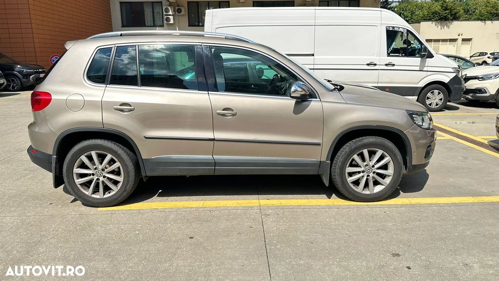 Volkswagen Tiguan 2.0 TDI CR DPF 4Motion DSG Sport&Style - 8