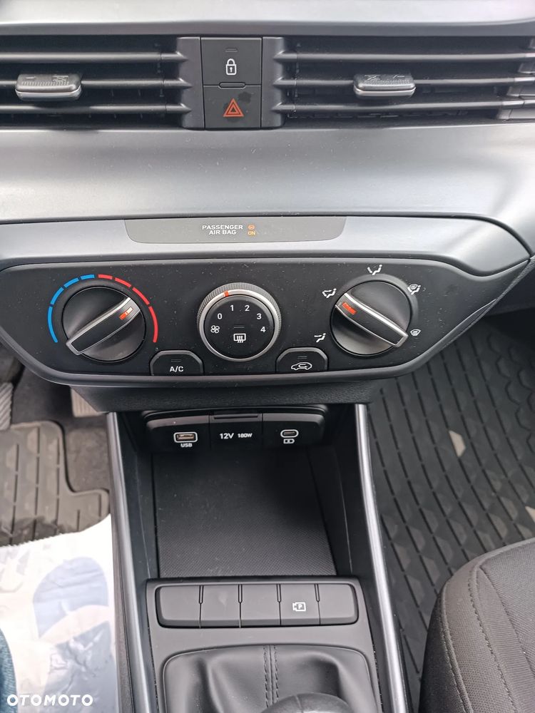 Hyundai i20 - 16