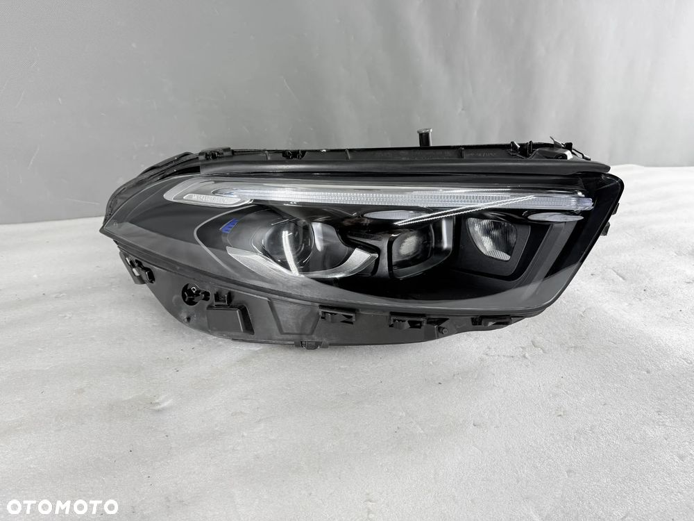 Reflektor Przód strona prawa Mercedes-Benz A W177 A177 Multibeam LIFT