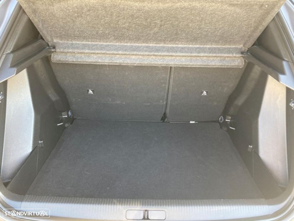 Peugeot 2008 1.2 Hybrid Allure e-DCS6 - 38