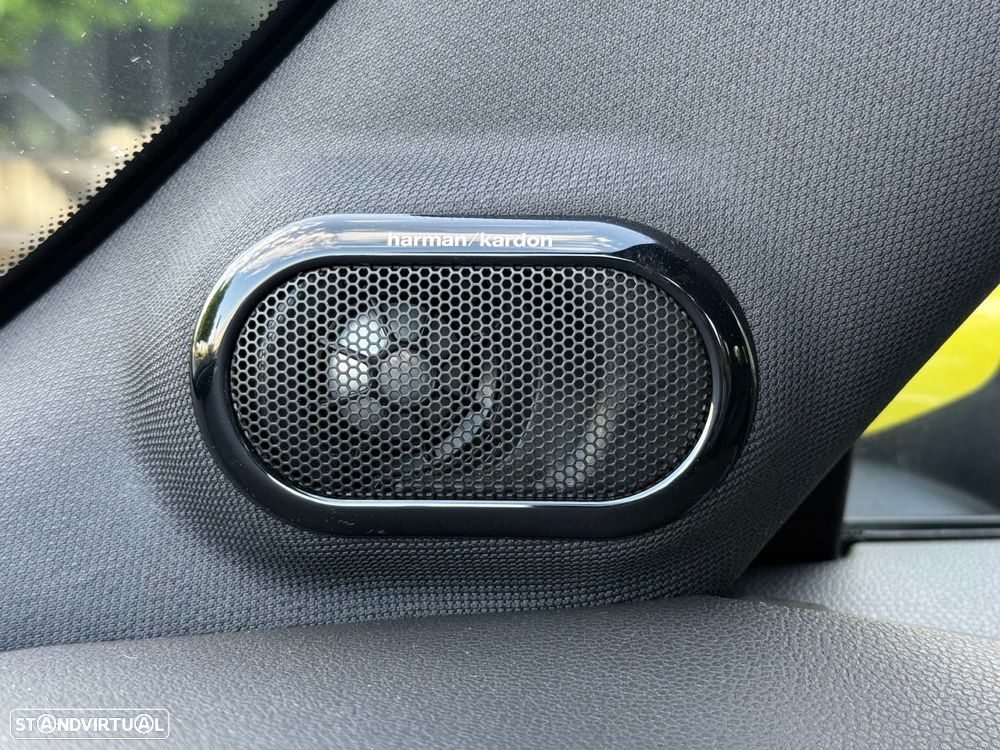 MINI 3 Portas Cooper SE Premium Essential - 25