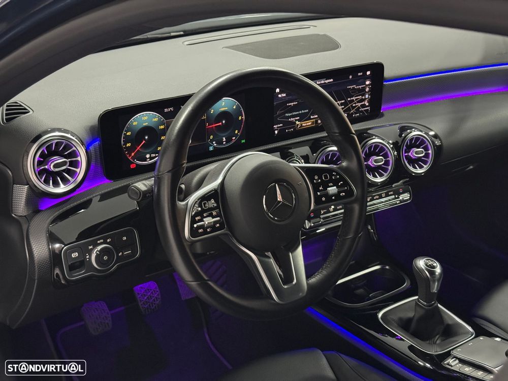 Mercedes-Benz A 180 d Style Plus - 25