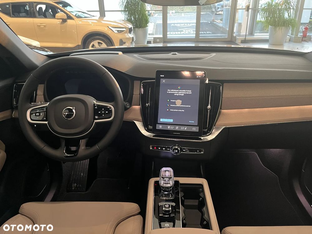 Volvo XC 90 T8 AWD Plug-In Hybrid Plus Bright 7os - 8