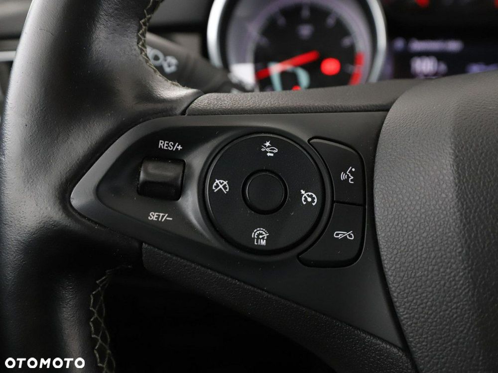 Opel Astra 1.4 Turbo Innovation - 32