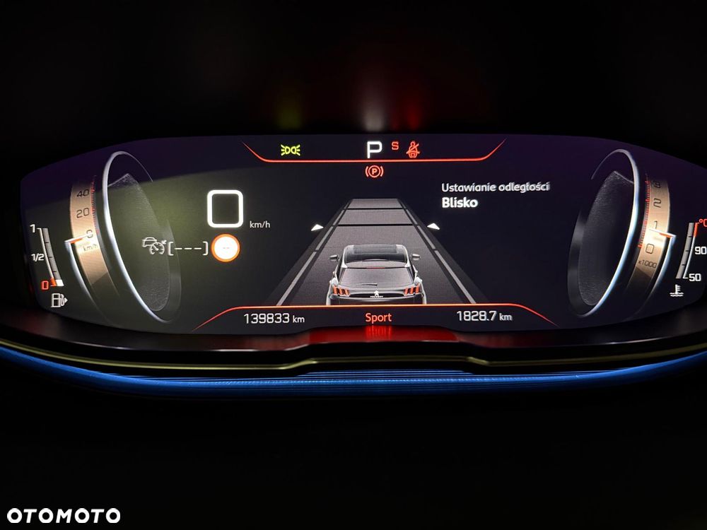 Peugeot 5008 BlueHDi 180 EAT8 GT Pack - 24