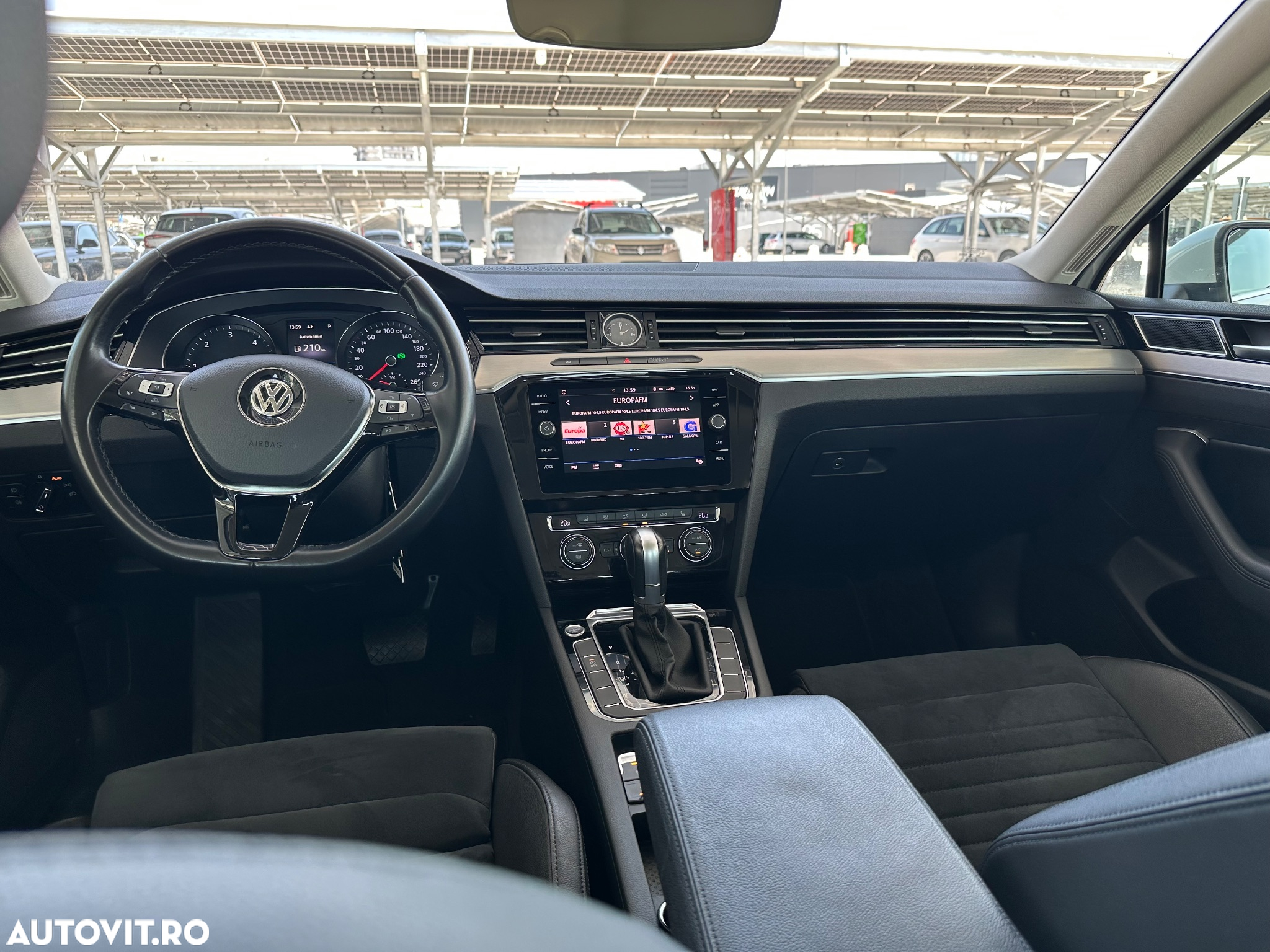 Volkswagen Passat - 7