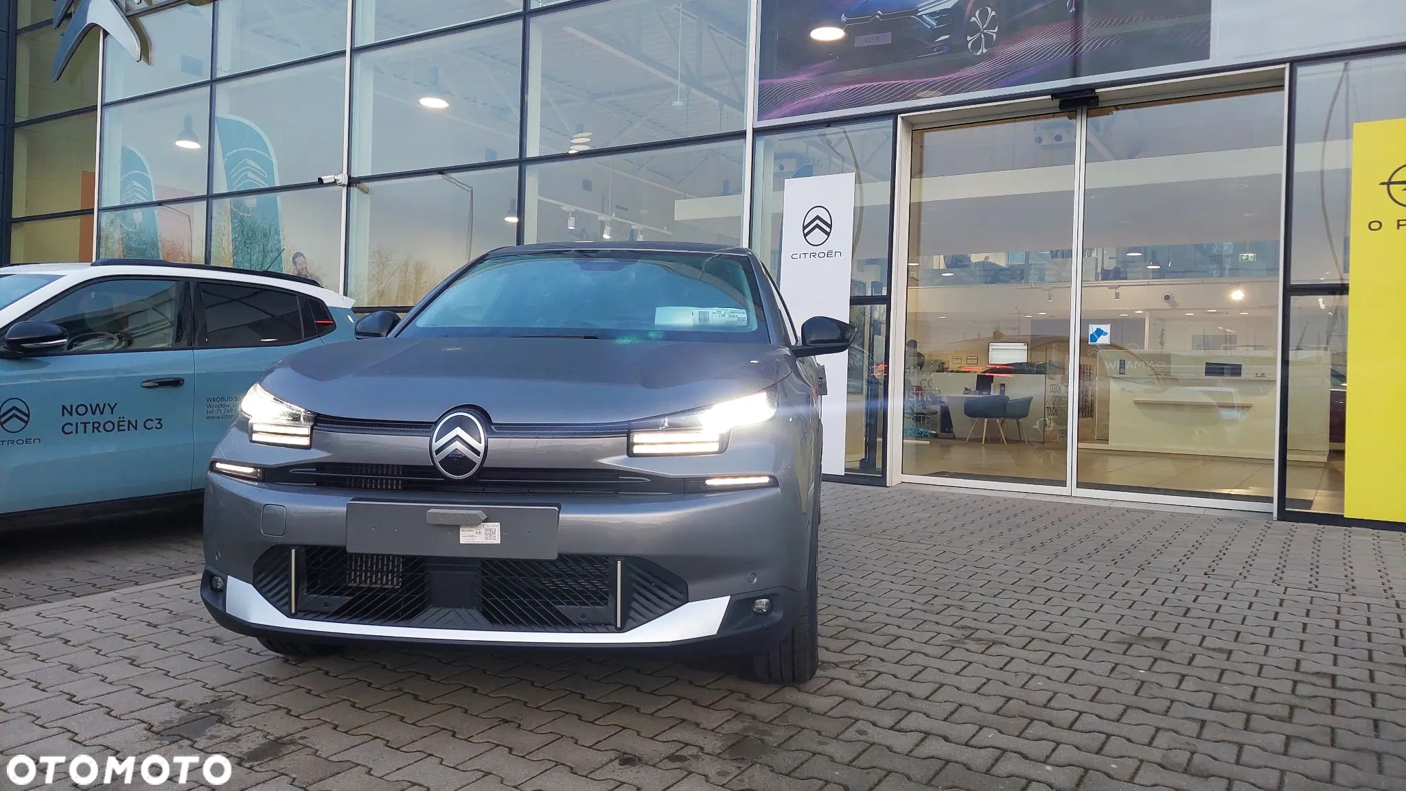 Citroën C4 1.2 mHEV Max eDCT6 - 1