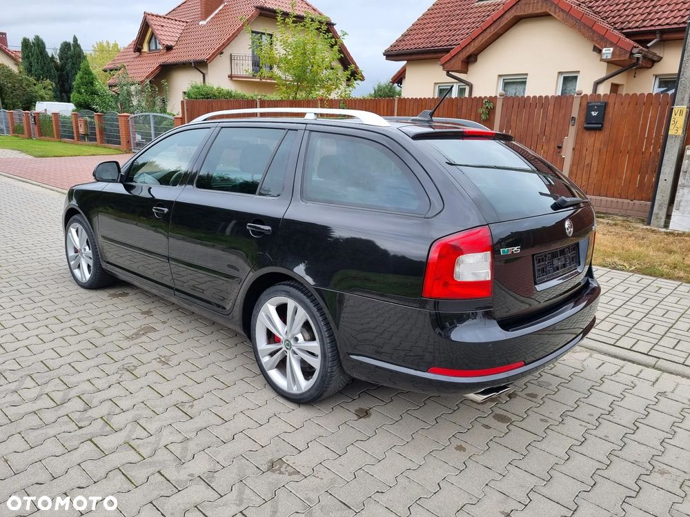 Skoda Octavia 2.0 TDI DPF RS DSG - 3