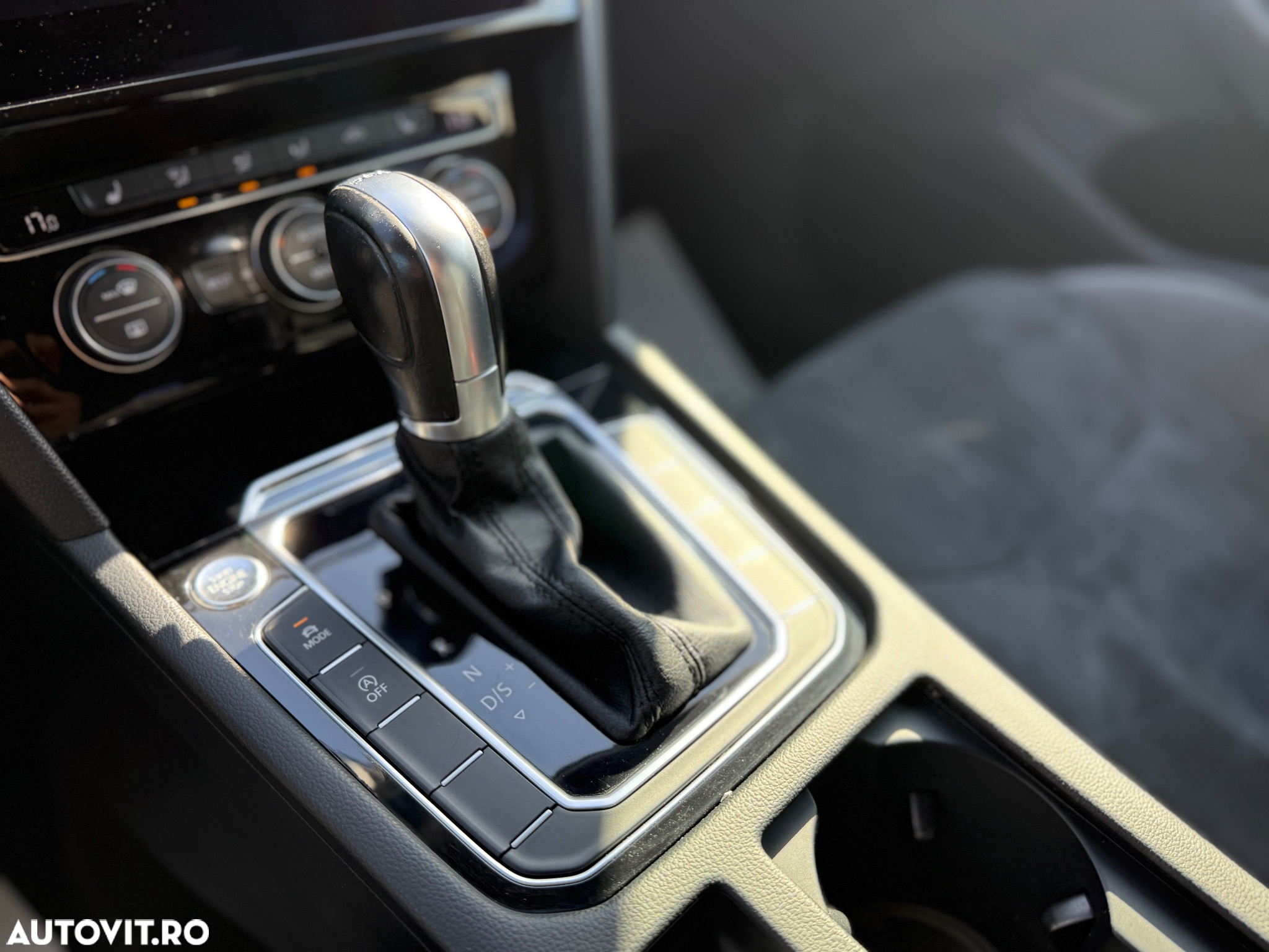 Volkswagen ARTEON 2.0 TDI SCR DSG Elegance - 11