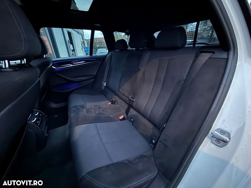BMW Seria 5 530d xDrive AT - 7