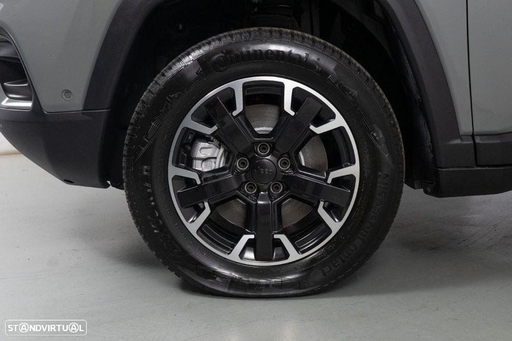 Jeep Compass 1.3 TG Trailhawk - 31