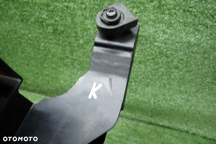 SEAT ATECA 16- pas przedni przód - 4