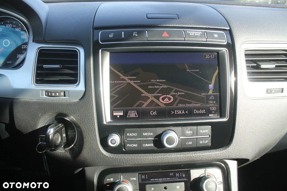 Volkswagen Touareg - 24