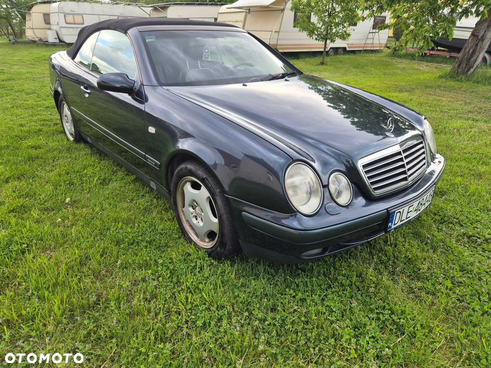 Mercedes-Benz CLK - 5