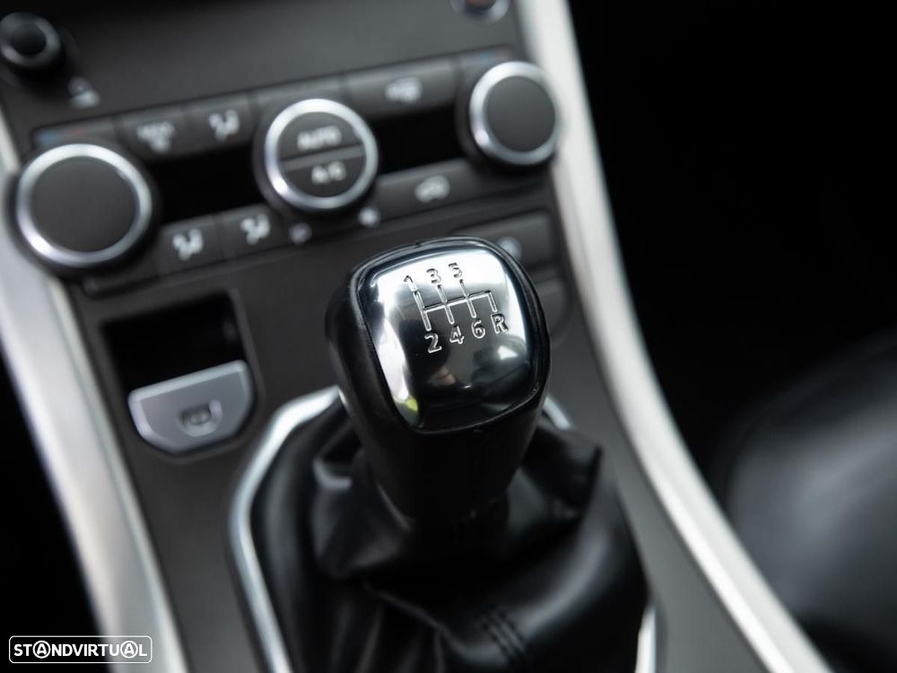 Land Rover Range Rover Evoque - 17