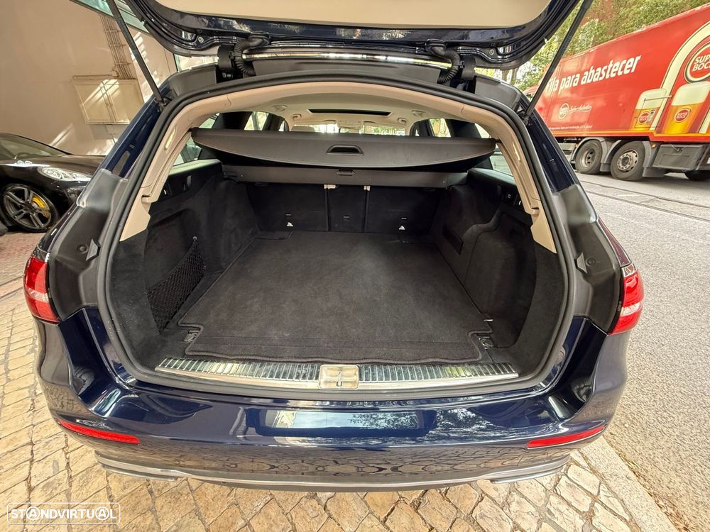 Mercedes-Benz E 220 d Avantgarde+ - 21