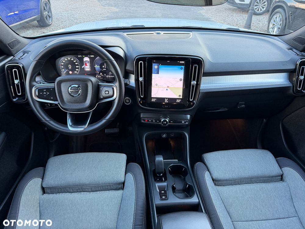 Volvo XC 40 T5 Plug-In Hybrid Core - 13