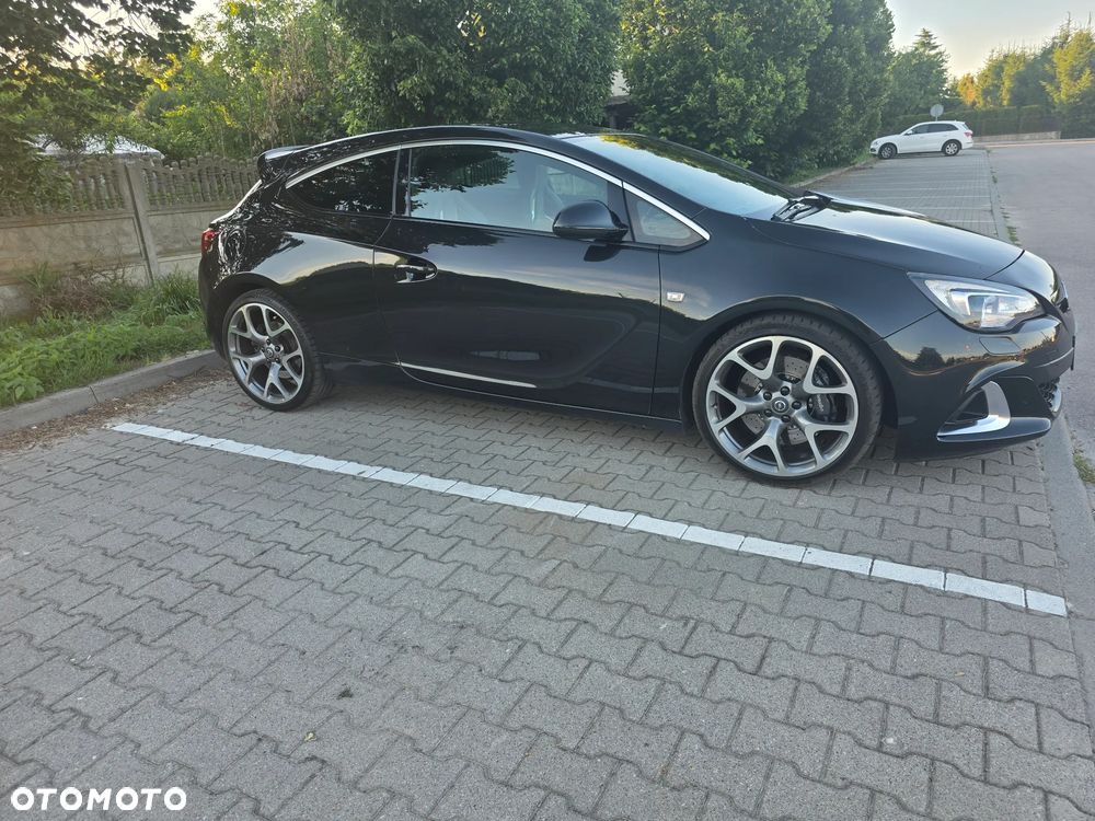 Opel Astra OPC - 3