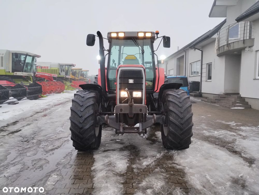 Massey Ferguson 8120 DynaShift 1996R - 11