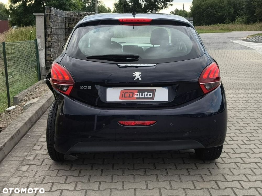 Peugeot 208 - 6