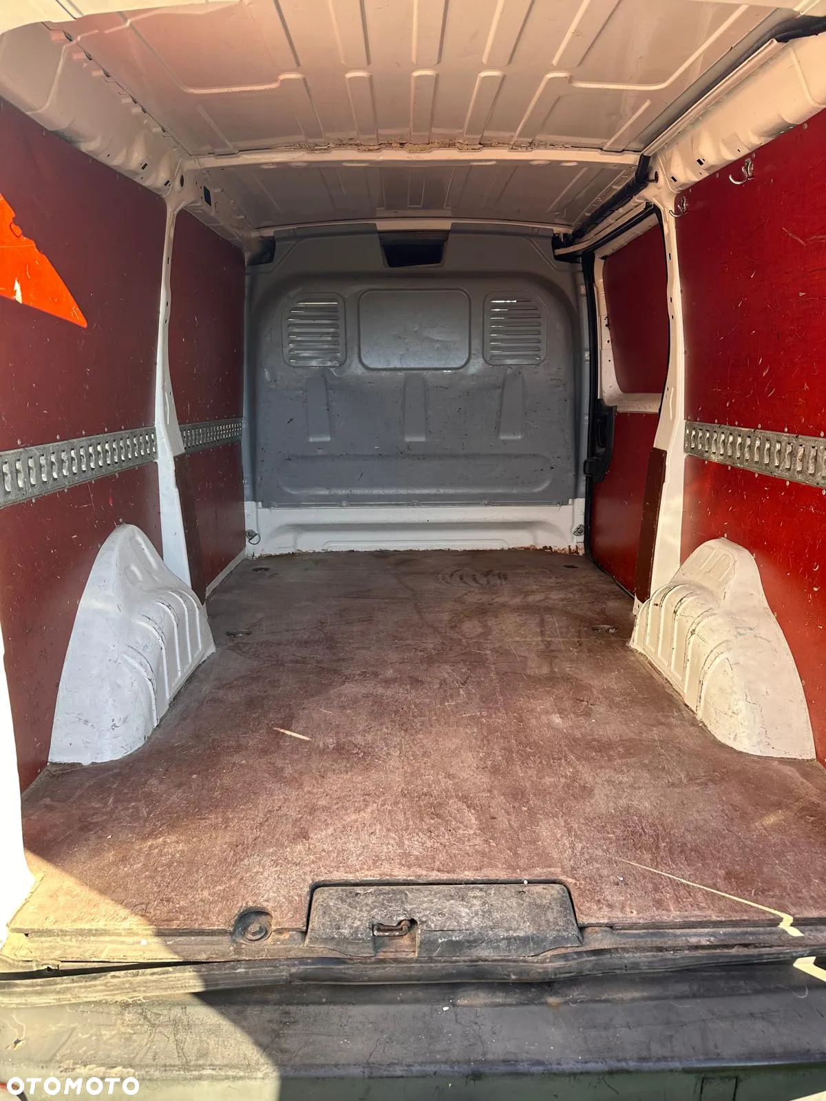 Peugeot Expert - 9