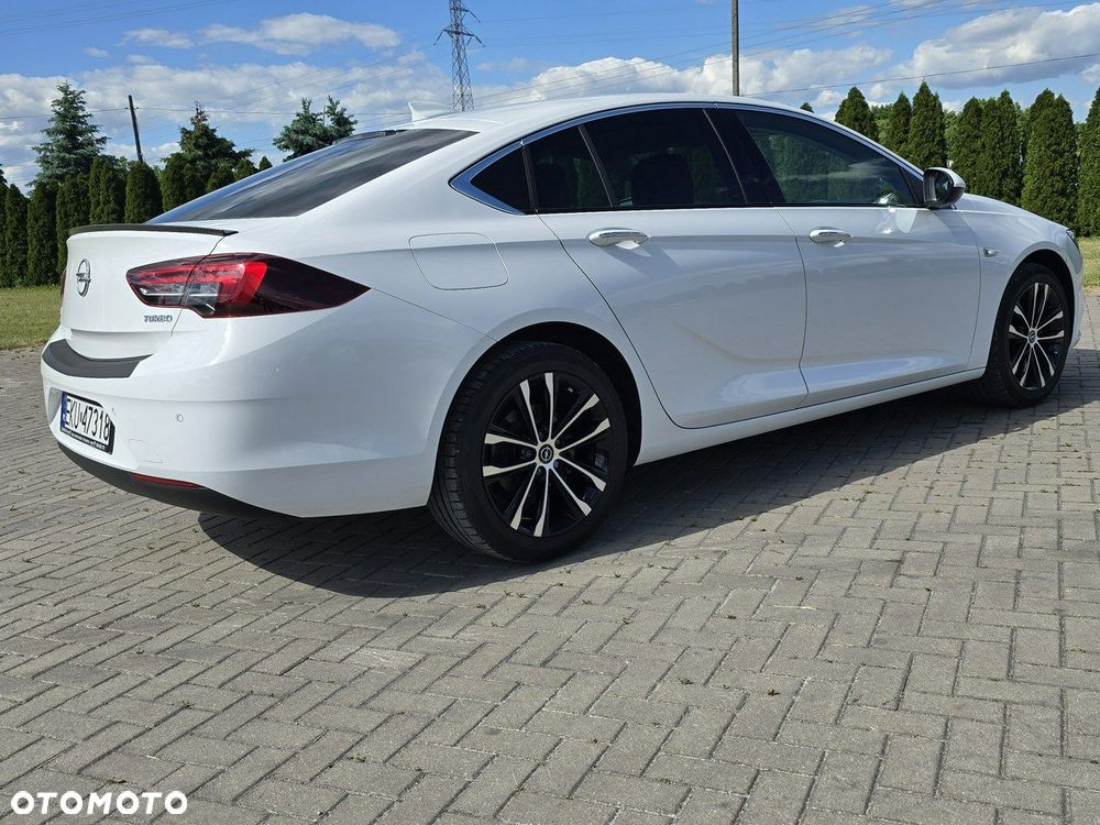 Opel Insignia - 12