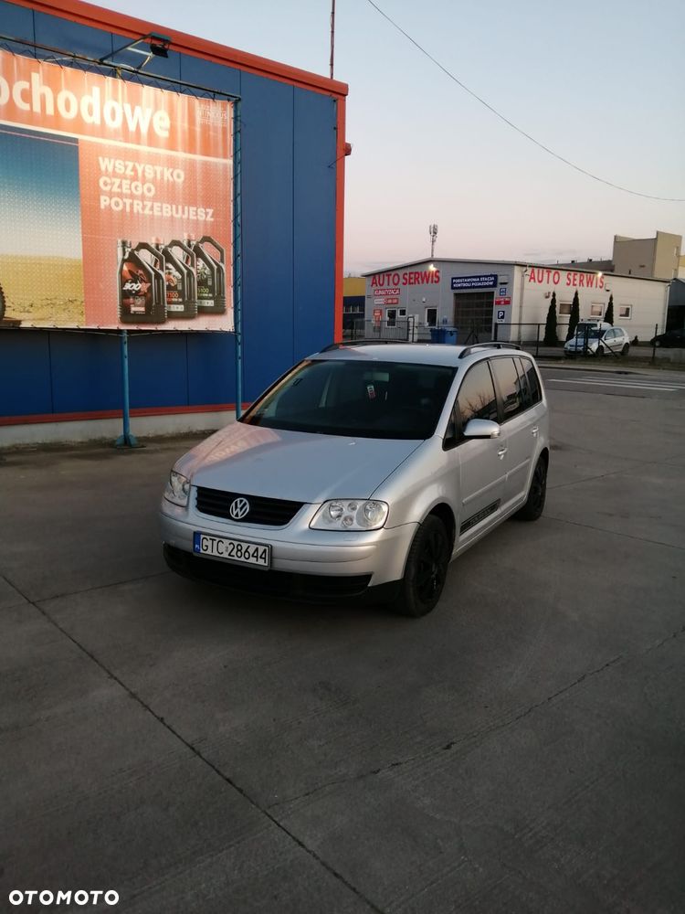 Volkswagen Touran 1.9 TDI Highline - 3