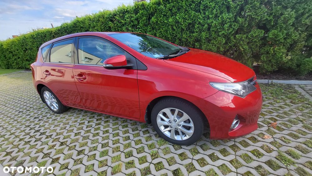 Toyota Auris - 2