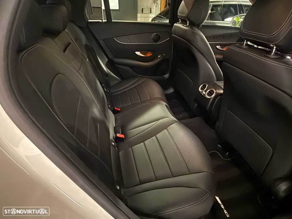 Mercedes-Benz GLC 300 de Coupé 4Matic - 31